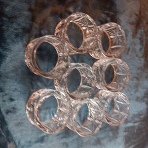 GORGEOUS NEW Set of 8 Crystal Clear Cut Essex 2" Napkin Rings.